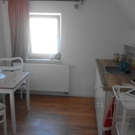 Guest House Dommitzsch فندق *